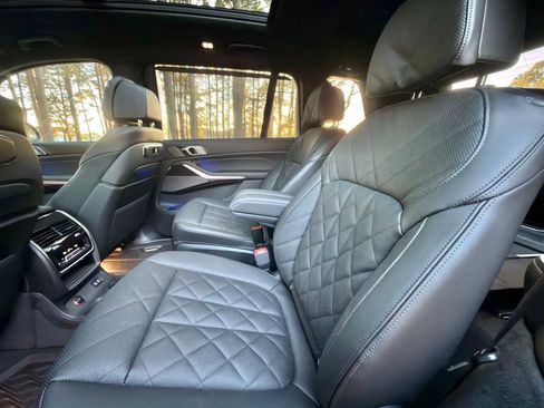 New 2026 BMW X7 xDrive40i w/ M Sport Package image 14