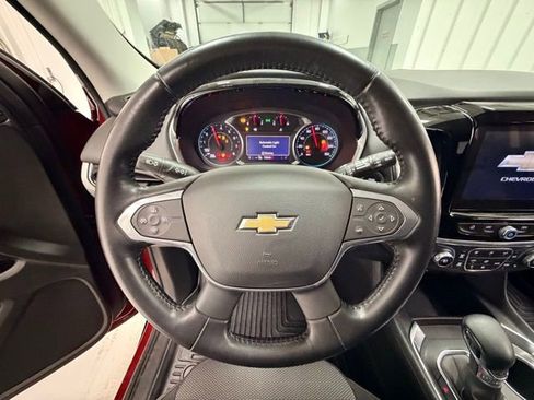 Certified 2021 Chevrolet Traverse LT image 11