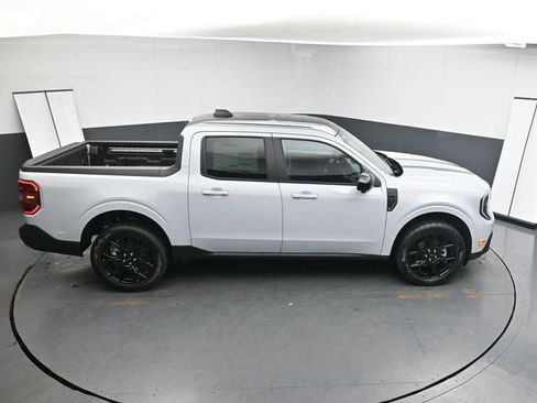 New 2026 Ford Maverick Lariat w/ Black Appearance Package AWD/4WD image 28