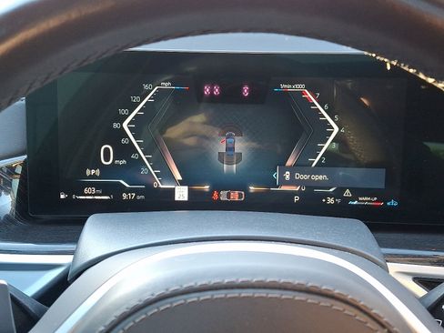 Used 2024 BMW X6 xDrive40i w/ Premium Package image 25