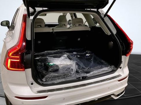 New 2026 Volvo XC60 B5 Ultra w/ Protection Package Premier image 6