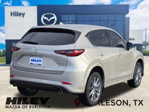 New 2025 MAZDA CX-5 AWD 2.5 S w/ Premium Plus Pkg image 4