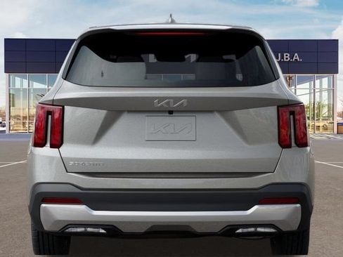New 2026 Kia Sorento LX FWD image 13