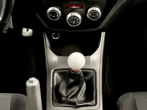 Used 2013 Subaru Impreza WRX Hatchback image 31