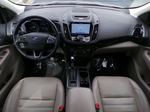 Used 2017 Ford Escape Titanium FWD image 6