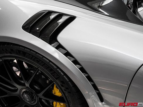 Used 2019 Porsche 911 GT2 RS RWD image 18
