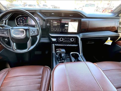 Used 2023 GMC Sierra 1500 Denali Ultimate image 15
