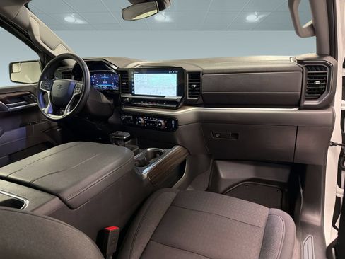 Used 2025 Chevrolet Silverado 1500 RST w/ Convenience Package II AWD/4WD image 30