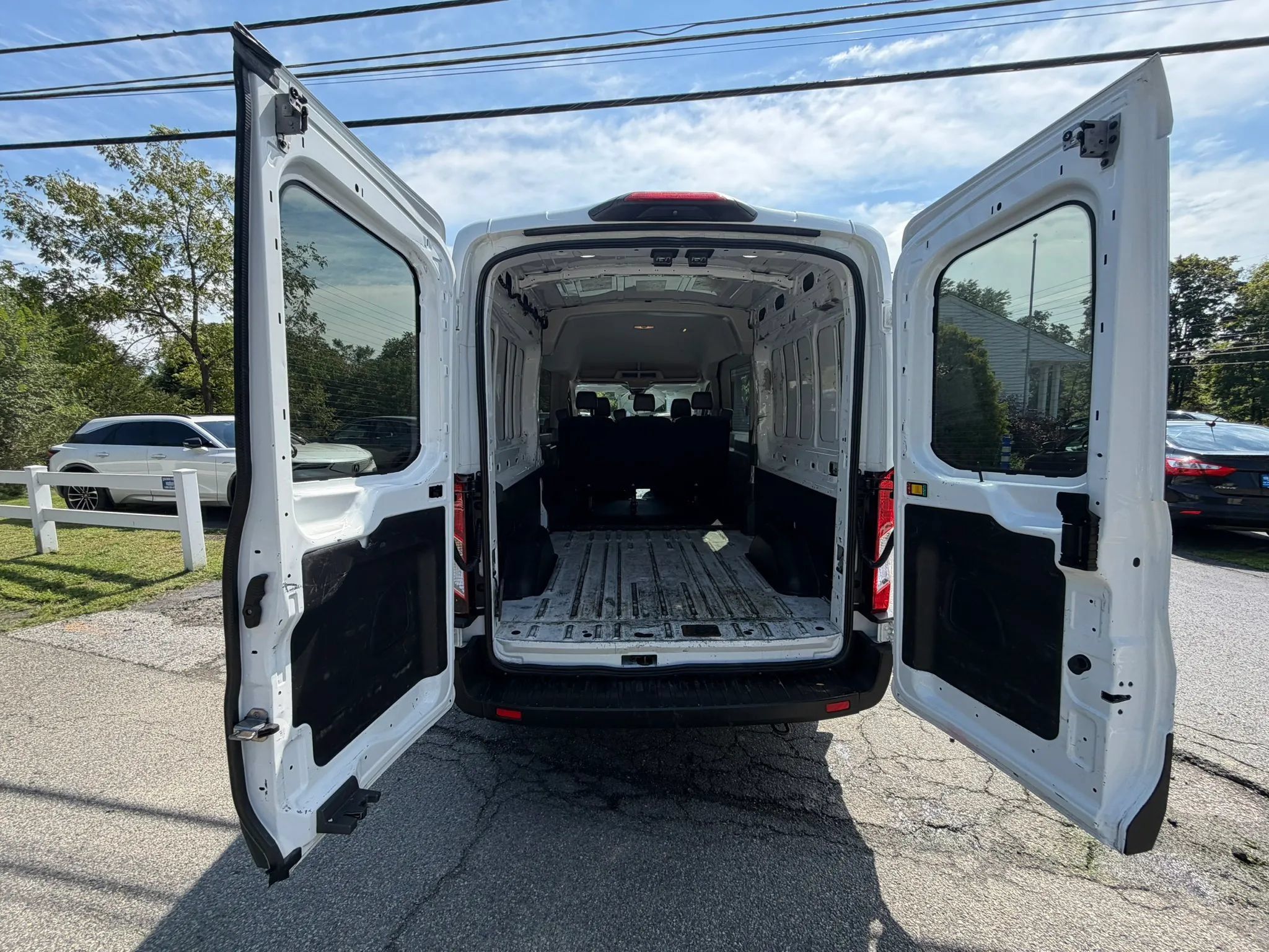 Used 2020 Ford Transit 150 RWD image 29