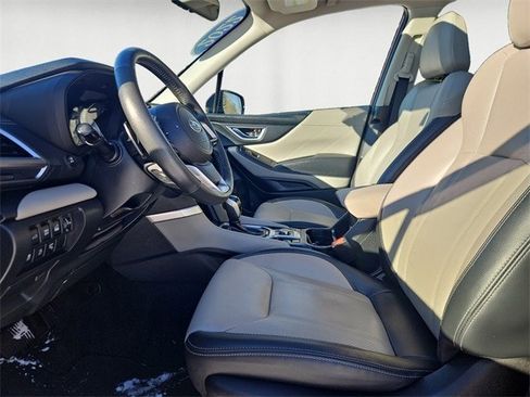 Used 2022 Subaru Forester Limited image 9