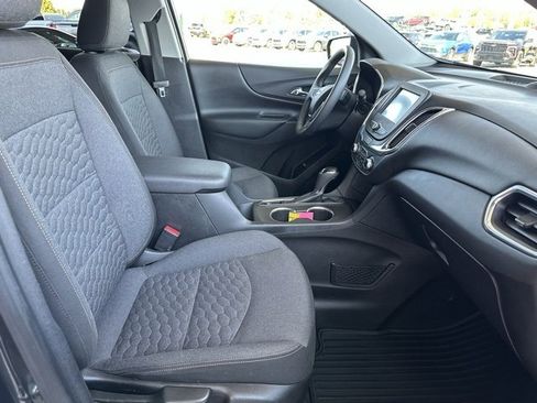 Used 2018 Chevrolet Equinox LT image 13
