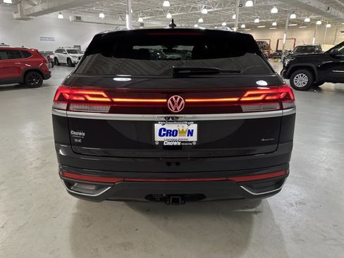 New 2026 Volkswagen Atlas Cross Sport SE AWD/4WD image 7