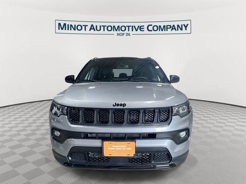 Certified 2023 Jeep Compass Latitude w/ Convenience Group AWD/4WD image 3