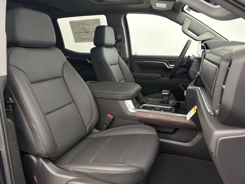 New 2026 GMC Sierra 1500 SLT w/ SLT Premium Package image 36