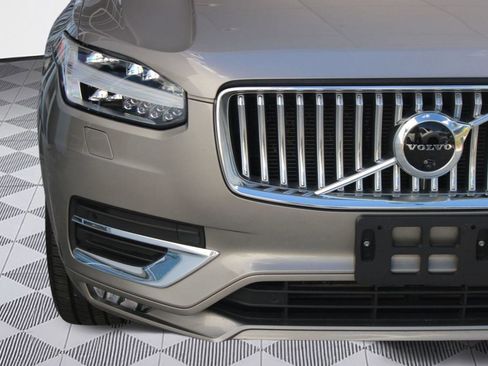 Used 2021 Volvo XC90 T6 Inscription w/ Lounge Package image 11