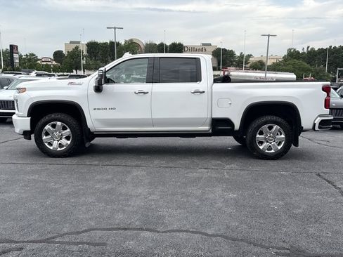 Used 2022 Chevrolet Silverado 2500 LTZ w/ Z71 Chrome Sport Edition AWD/4WD image 13