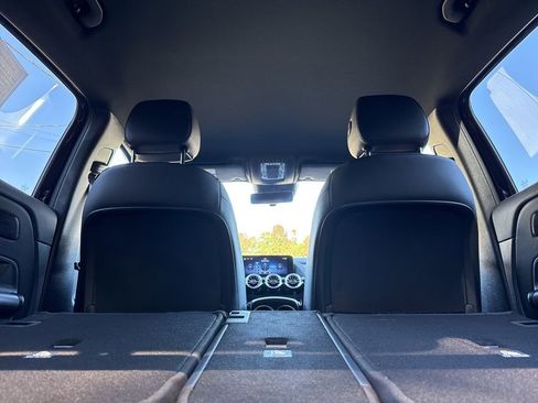 Certified 2025 Mercedes-Benz GLA 250 4MATIC image 29