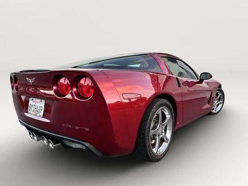 Used 2006 Chevrolet Corvette Coupe w/ Preferred Equipment Group RWD image 20