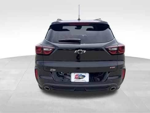 Used 2025 Chevrolet TrailBlazer RS w/ Convenience Package AWD/4WD image 4