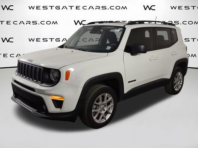 Used 2023 Jeep Renegade Latitude w/ Sun & Fun Group