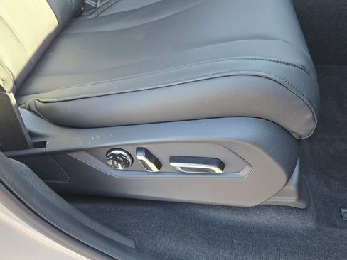 New 2026 Acura MDX SH-AWD image 8