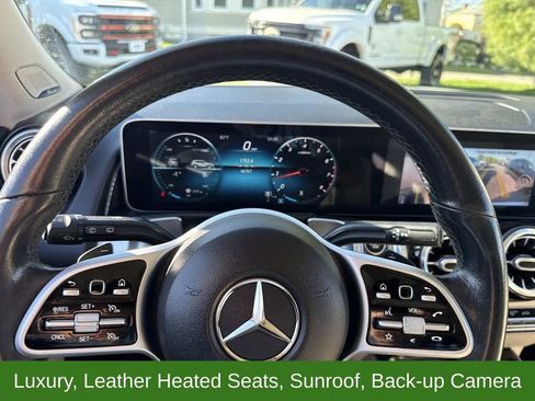 Used 2021 Mercedes-Benz GLB 250 4MATIC image 29