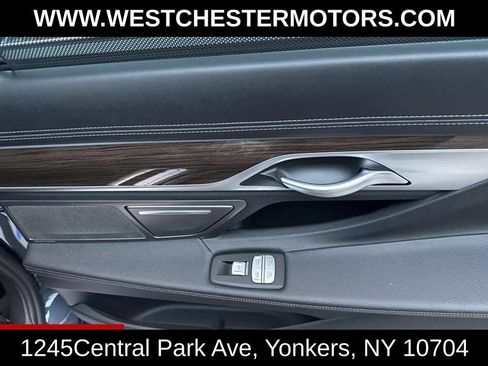 Used 2019 BMW 740e xDrive w/ Executive Package AWD/4WD image 19