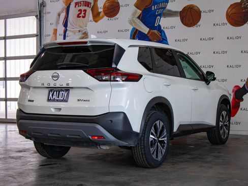 Used 2023 Nissan Rogue SV AWD/4WD image 24
