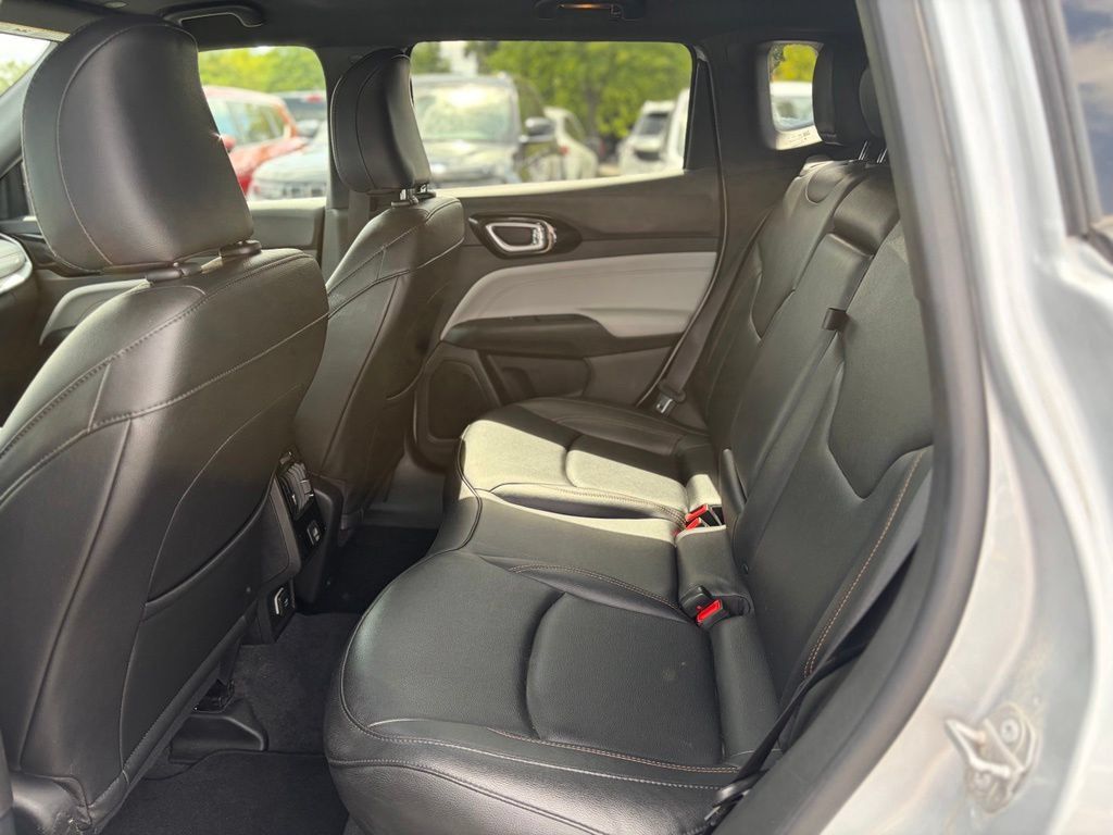 Used 2024 Jeep Compass Limited AWD/4WD image 11