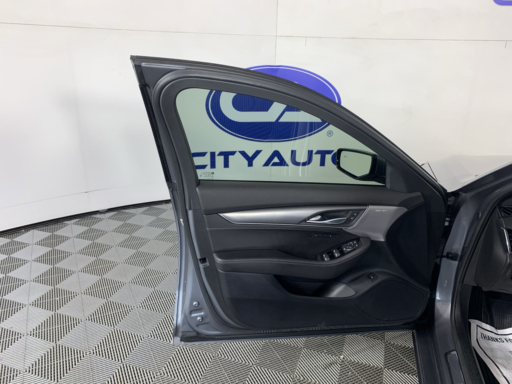 Used 2020 Cadillac CT5 Premium Luxury RWD image 12