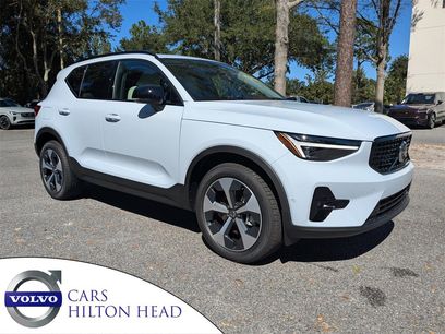 New 2026 Volvo XC40 B5 Plus w/ Protection Package Premier