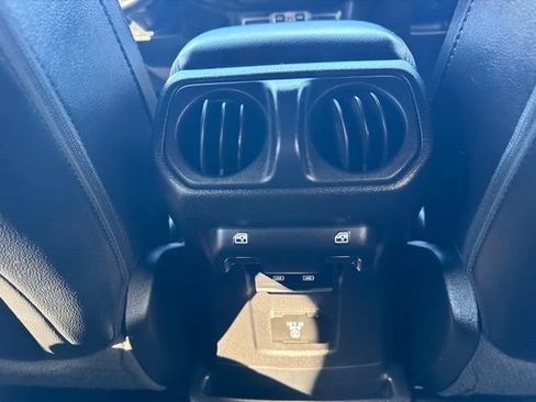 Used 2021 Jeep Wrangler Unlimited Sahara AWD/4WD image 23