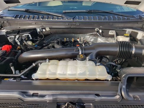 Used 2024 Ford Expedition Max Limited image 34