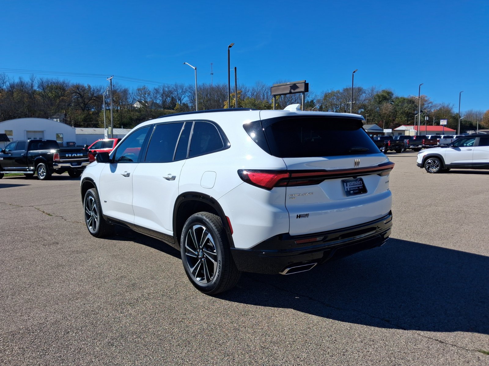 Used 2026 Buick Enclave Sport Touring AWD/4WD image 3