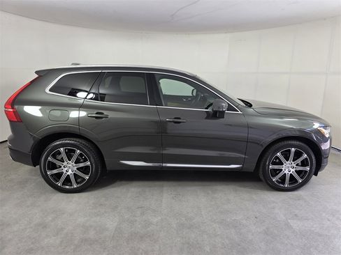 Used 2021 Volvo XC60 T5 Inscription w/ Protection Package Premier image 3