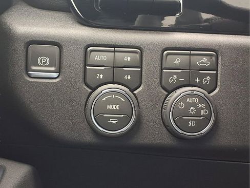 New 2026 Chevrolet Silverado 1500 High Country w/ High Country Premium Package image 11