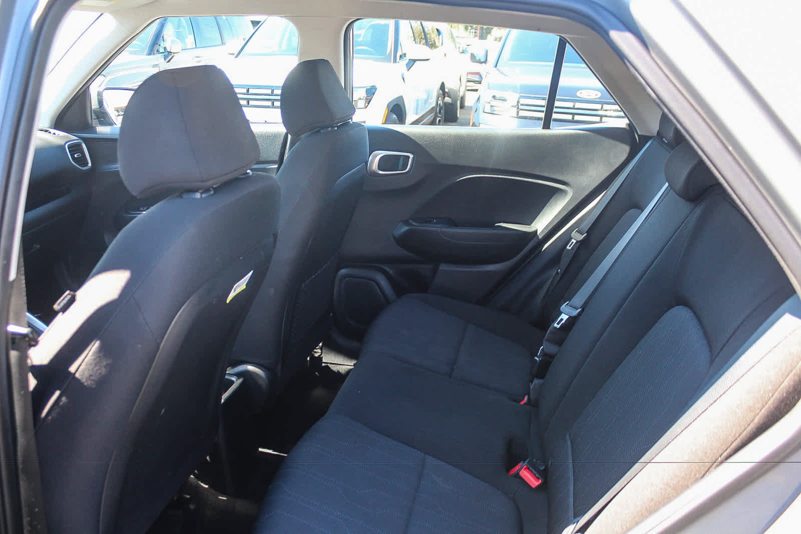 Used 2020 Hyundai Venue SE FWD image 23