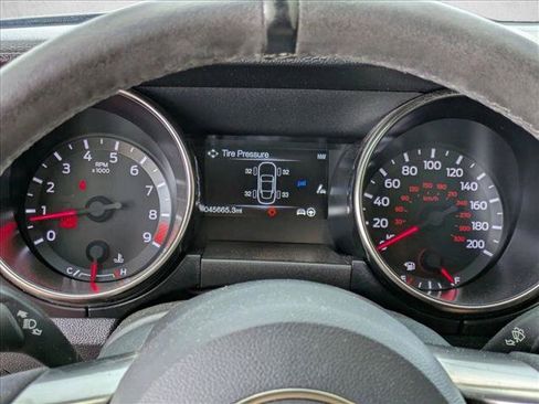 Used 2017 Ford Mustang Shelby GT350 RWD image 11