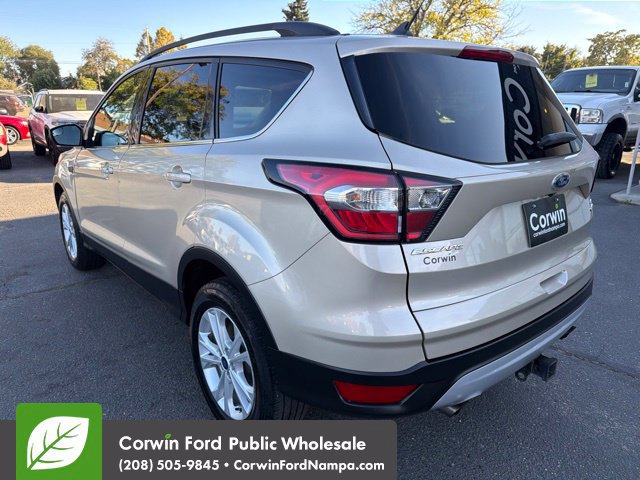 Used 2018 Ford Escape SE w/ SE Sync 3 Package AWD/4WD image 7