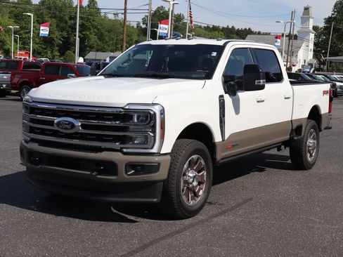 New 2026 Ford F350 King Ranch w/ FX4 Off-Road Package AWD/4WD image 17