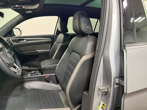 Used 2023 Volkswagen Atlas Cross Sport SEL Premium R-Line image 59