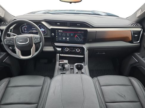 Used 2025 GMC Sierra 1500 Denali w/ Technology Package AWD/4WD image 9
