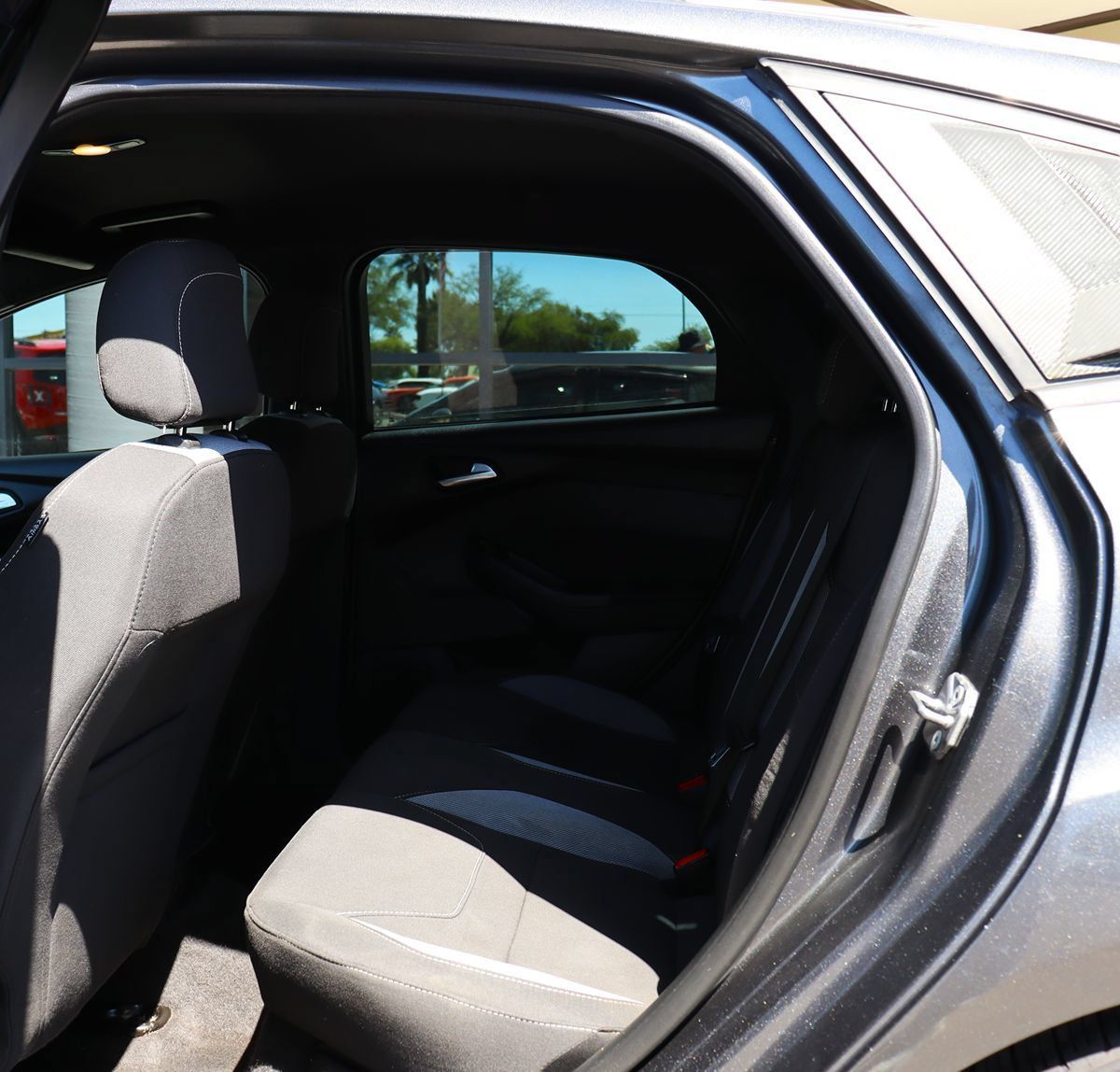 Used 2018 Ford Focus ST FWD image 33