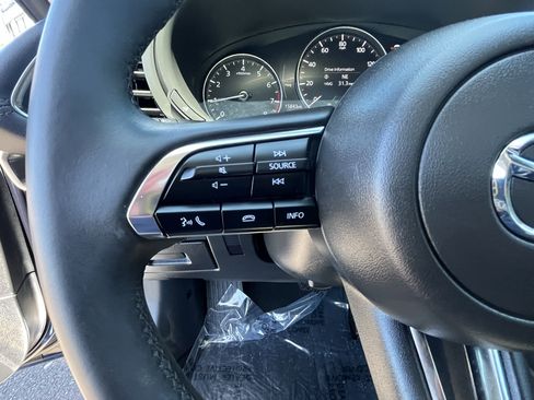 Used 2024 MAZDA MAZDA3 s FWD image 20