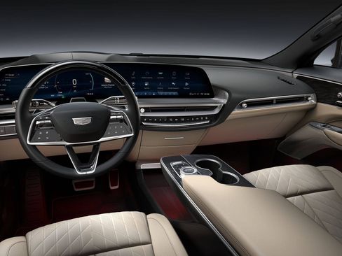 New 2026 Cadillac Lyriq Signature Sport w/ Nappa Leather Package AWD/4WD image 42