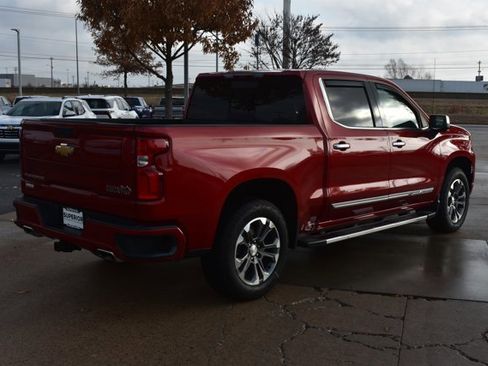 Used 2024 Chevrolet Silverado 1500 High Country w/ Technology Package image 5
