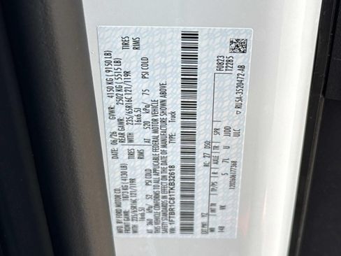New 2026 Ford Transit 250 148 Medium Roof w/ Load Area Protection Package RWD image 21