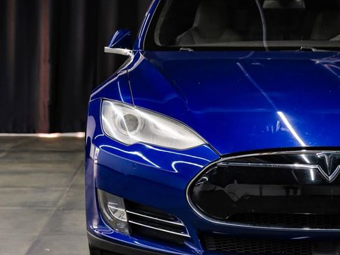 Used 2016 Tesla Model S 70 image 51