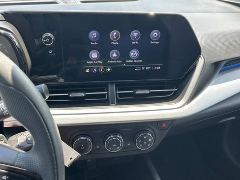 Used 2025 Chevrolet Trax LS w/ LS Convenience Package FWD image 28
