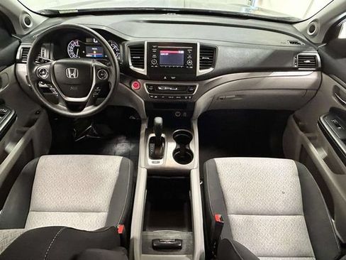 Used 2019 Honda Ridgeline RT image 9
